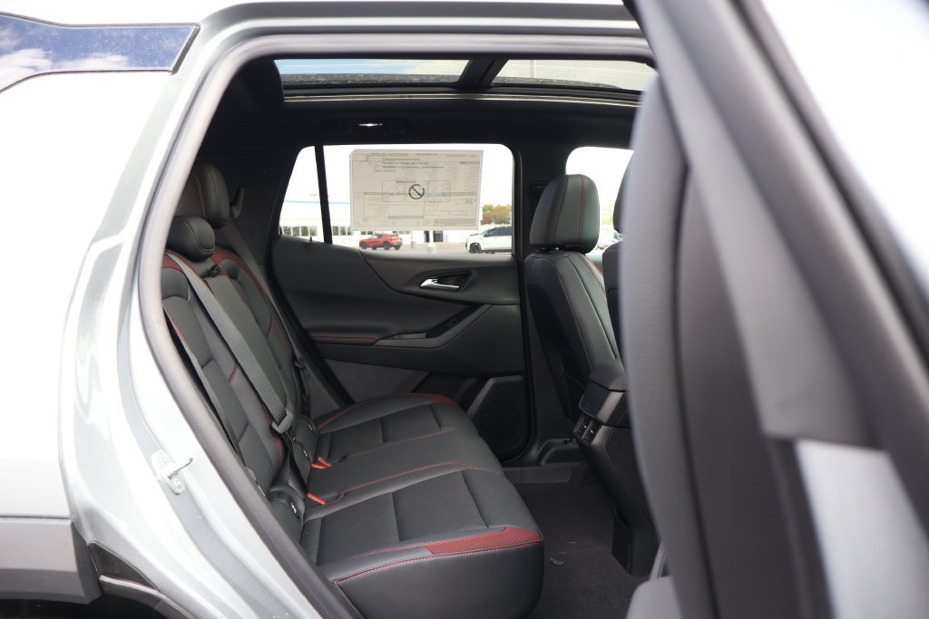 New 2027 Chevrolet Equinox RS AWD/4WD image 39