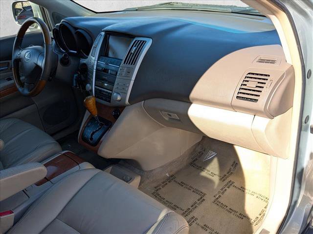 Used 2004 Lexus RX 330 image 24
