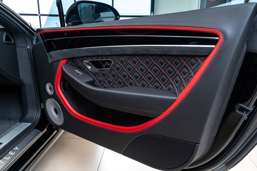 Used 2022 Bentley Continental GT Speed image 16