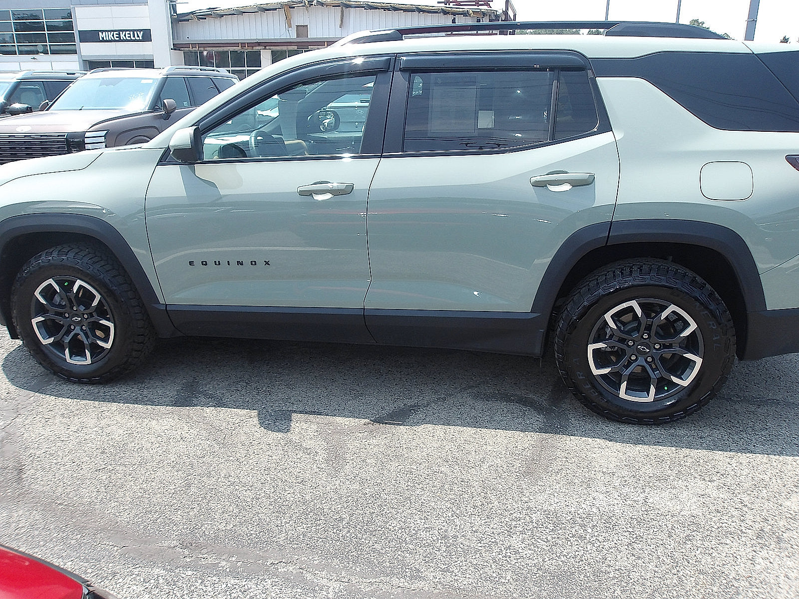 Used 2026 Chevrolet Equinox ACTIV w/ Convenience Package III AWD/4WD image 6