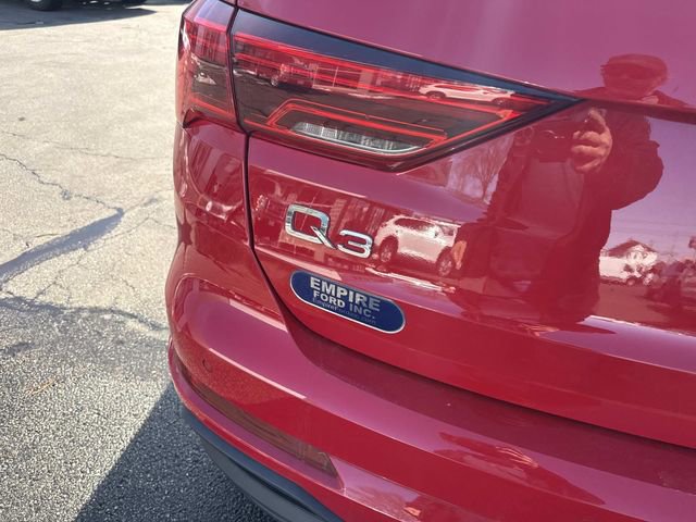 Used 2023 Audi Q3 2.0T Premium image 5