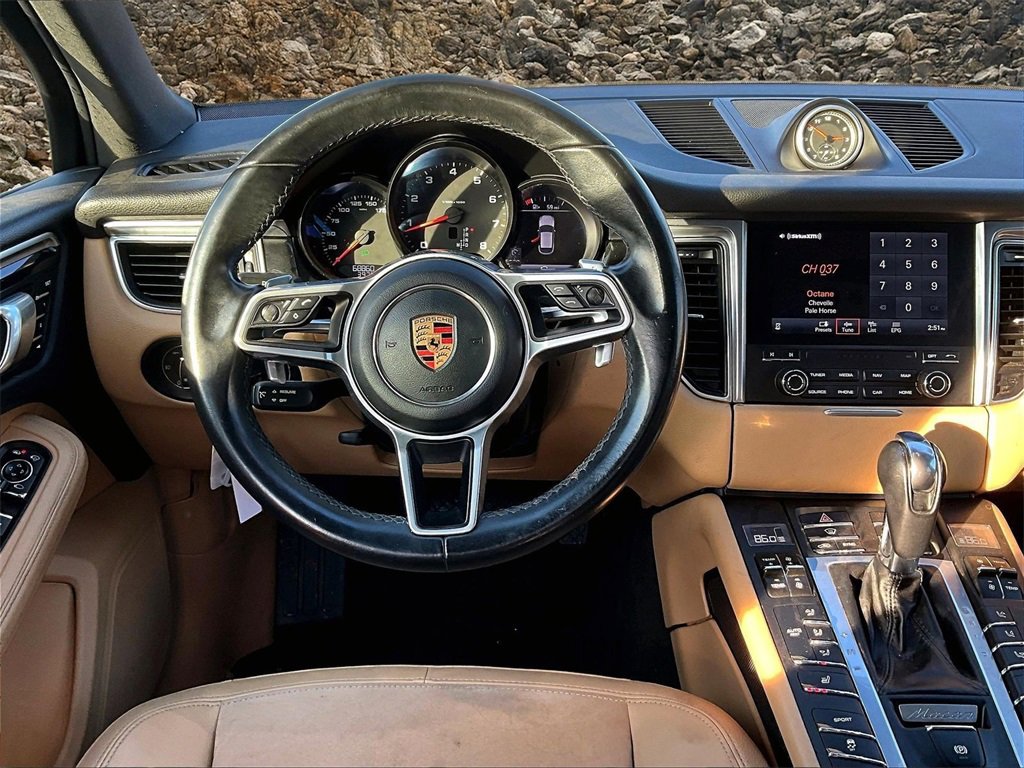 Used 2018 Porsche Macan image 5