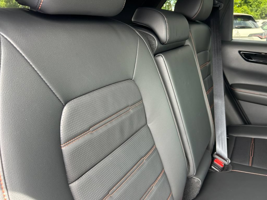 Used 2025 Honda CR-V Sport Touring image 17