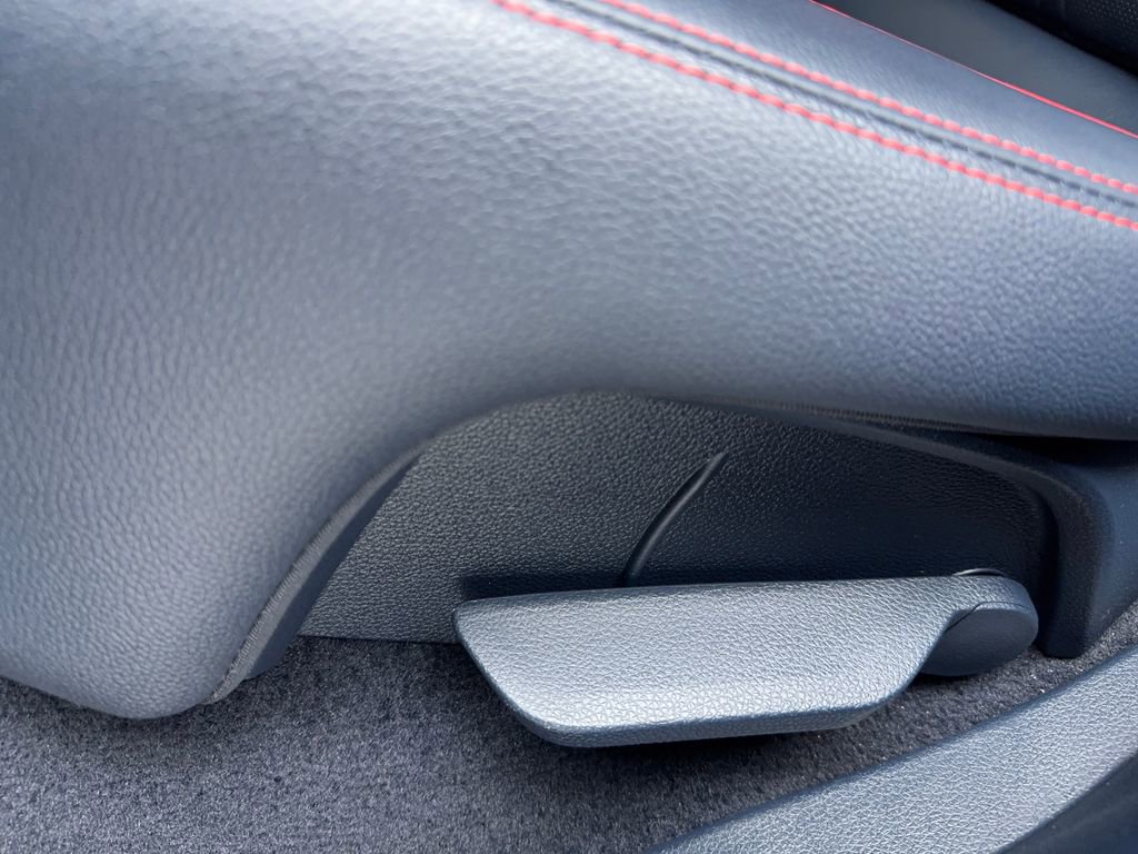 Used 2022 Genesis GV70 3.5T Sport image 56