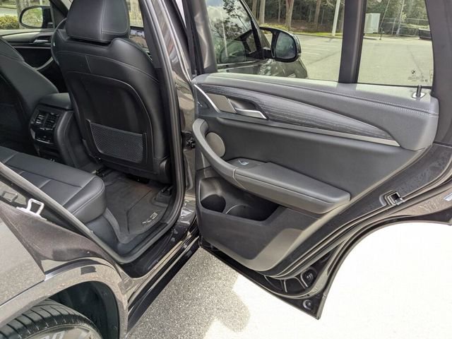 Used 2023 BMW X3 M40i w/ Premium Package image 38