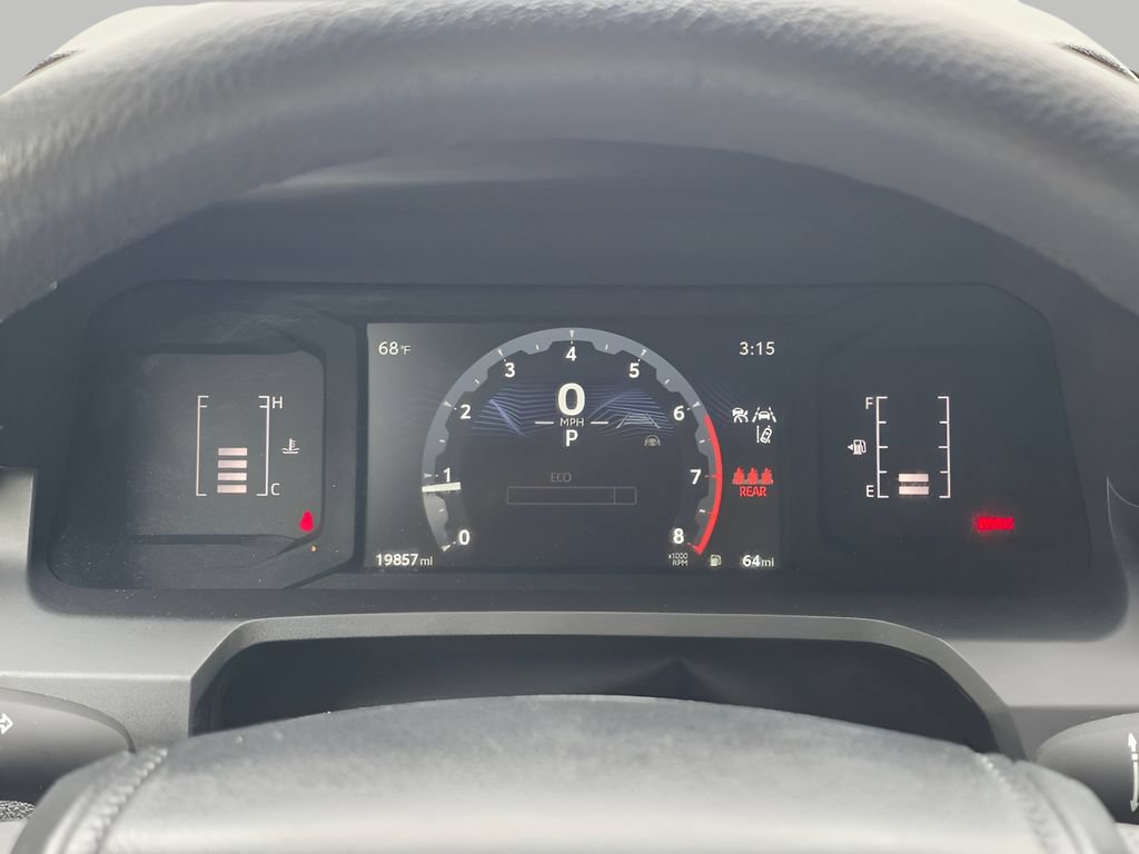 Used 2024 Toyota Tacoma SR5 AWD/4WD image 18