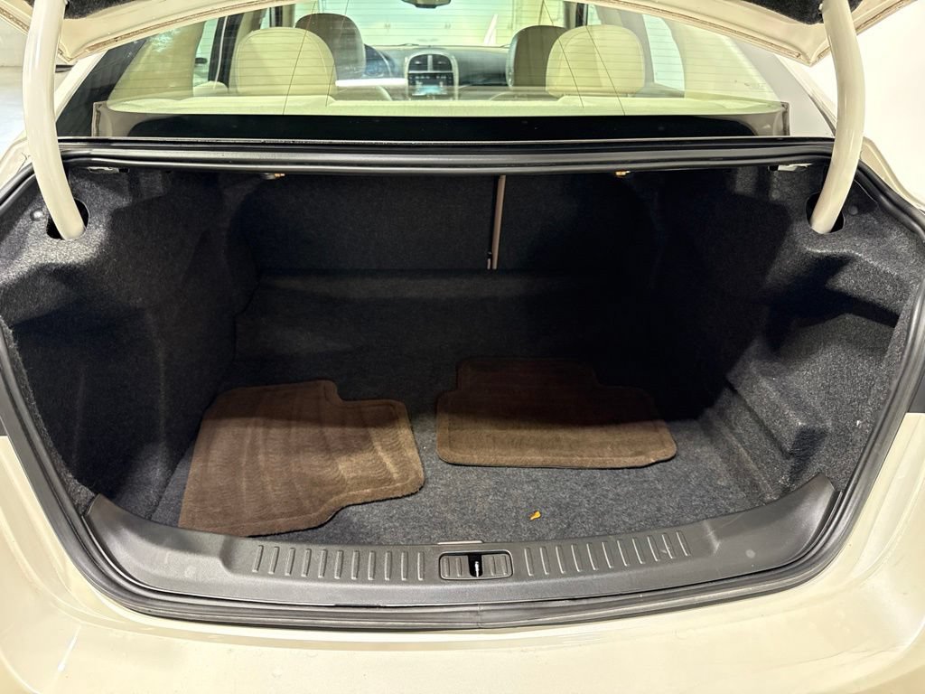 Used 2013 Chevrolet Malibu LTZ FWD image 27