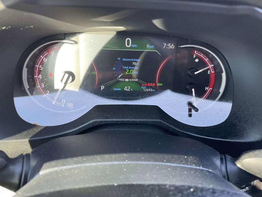 Used 2024 Toyota RAV4 XLE w/ Convenience Package image 38