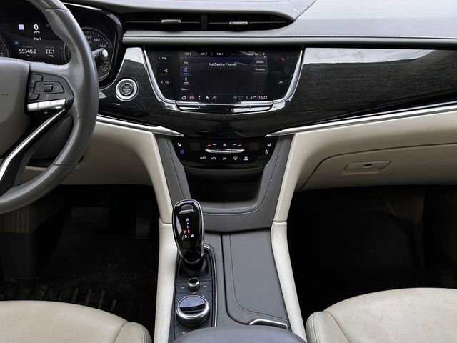 Used 2022 Cadillac XT6 Premium Luxury w/ Technology Package image 18