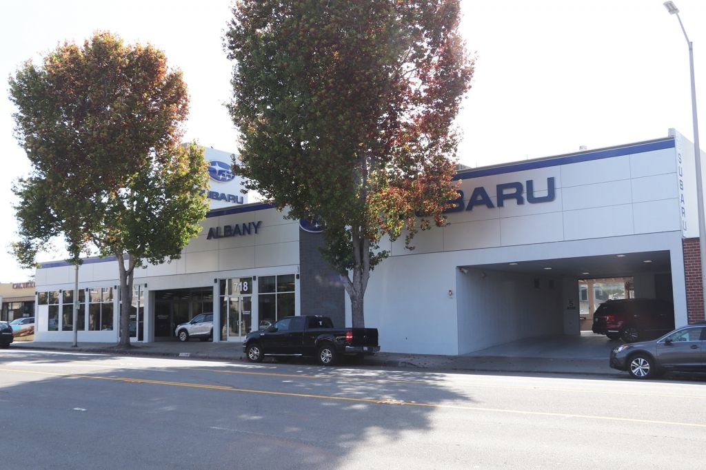 Used 2025 Subaru Ascent Premium image 40