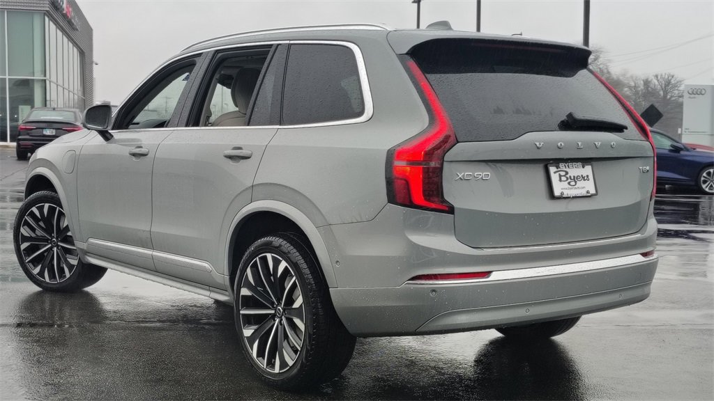 New 2026 Volvo XC90 T8 Ultra w/ Protection Package Premier image 4