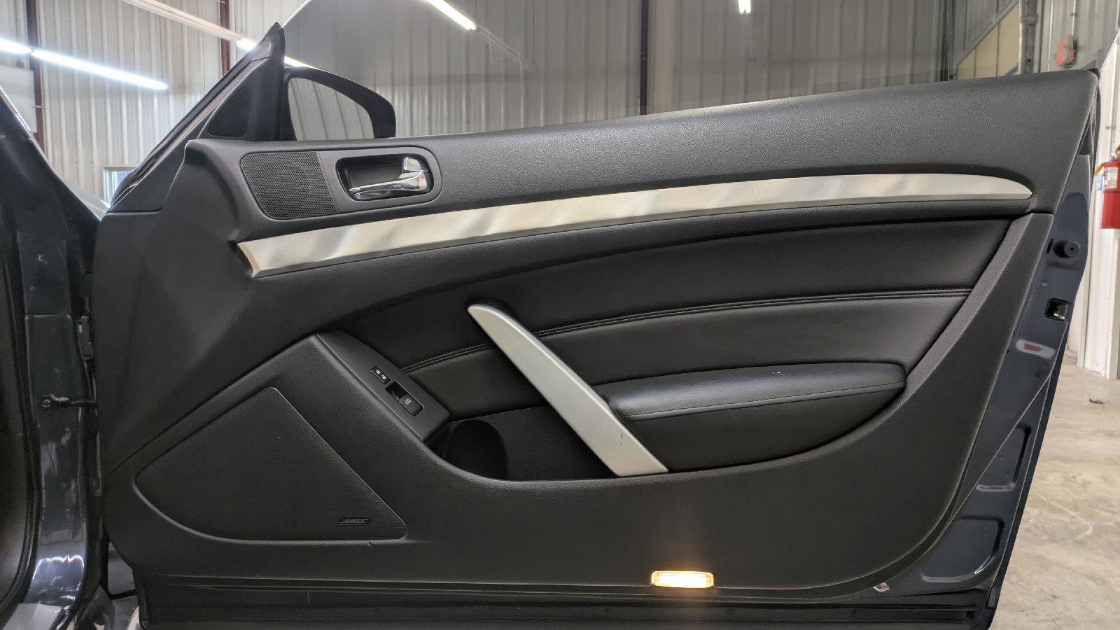 Used 2014 INFINITI Q60 Journey w/ Premium Package RWD image 23