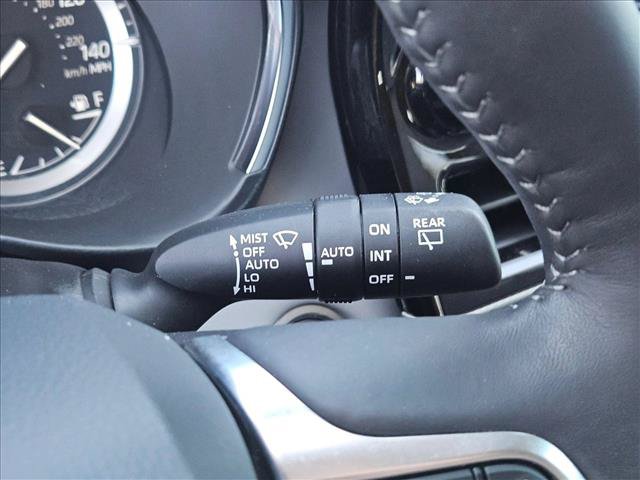 Used 2021 Toyota Highlander Platinum FWD image 16