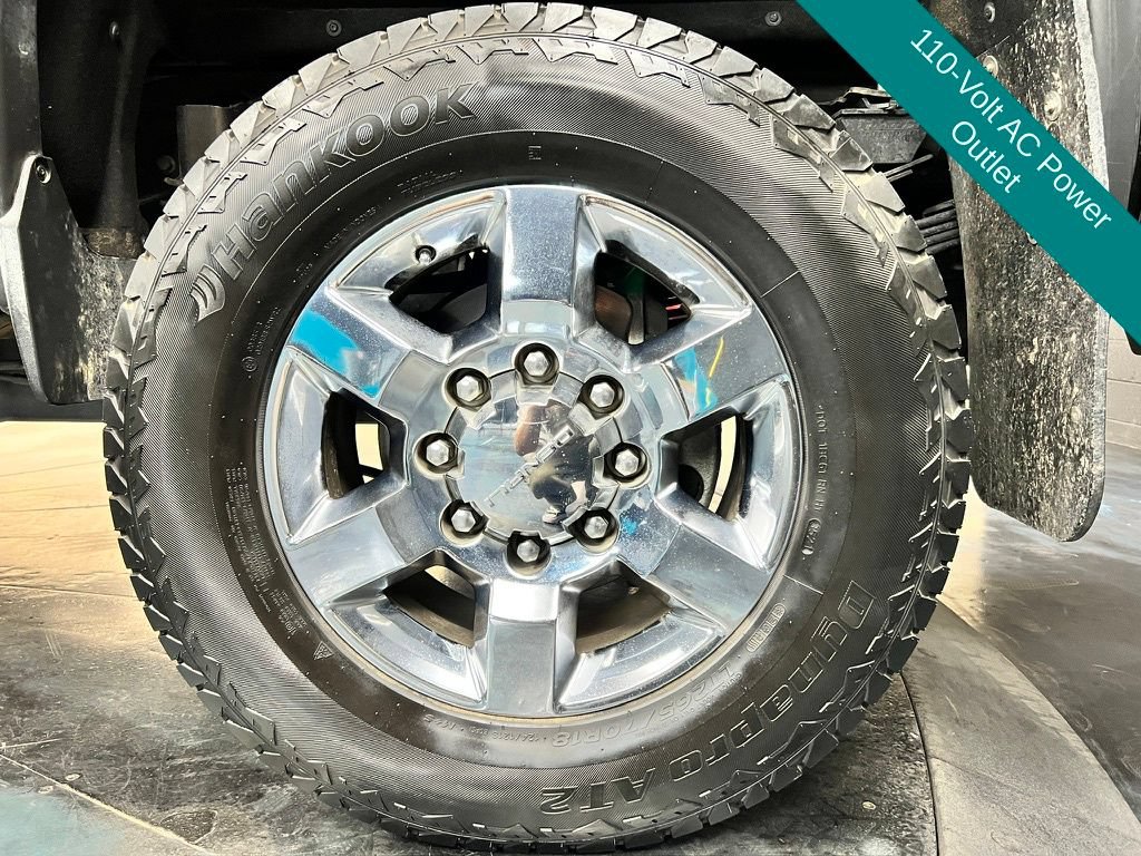Used 2015 GMC Sierra 3500 Denali w/ Duramax Plus Package AWD/4WD image 11