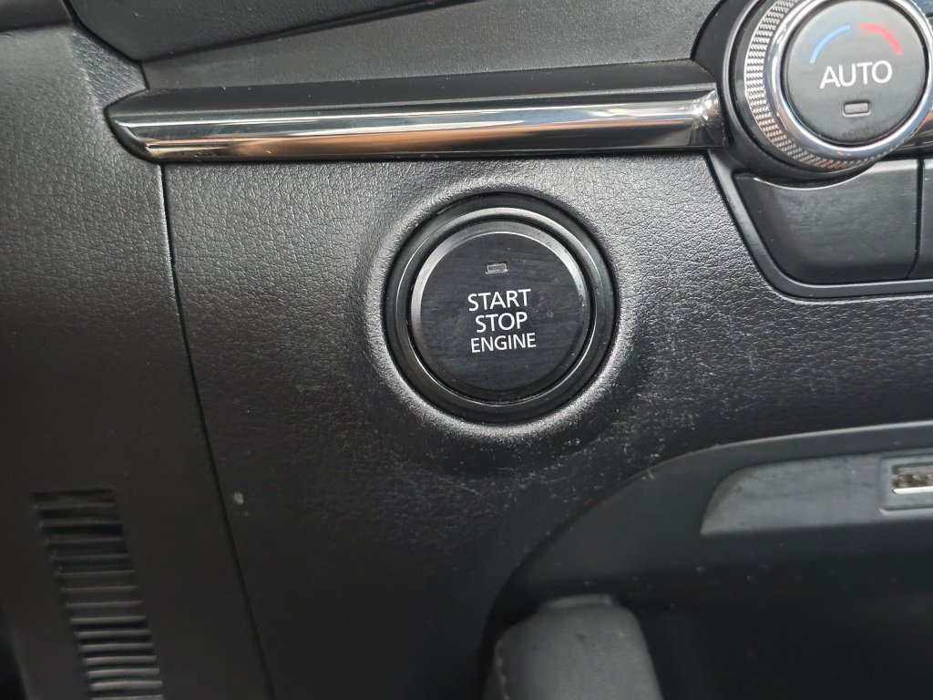 Used 2021 MAZDA MAZDA3 s FWD image 29