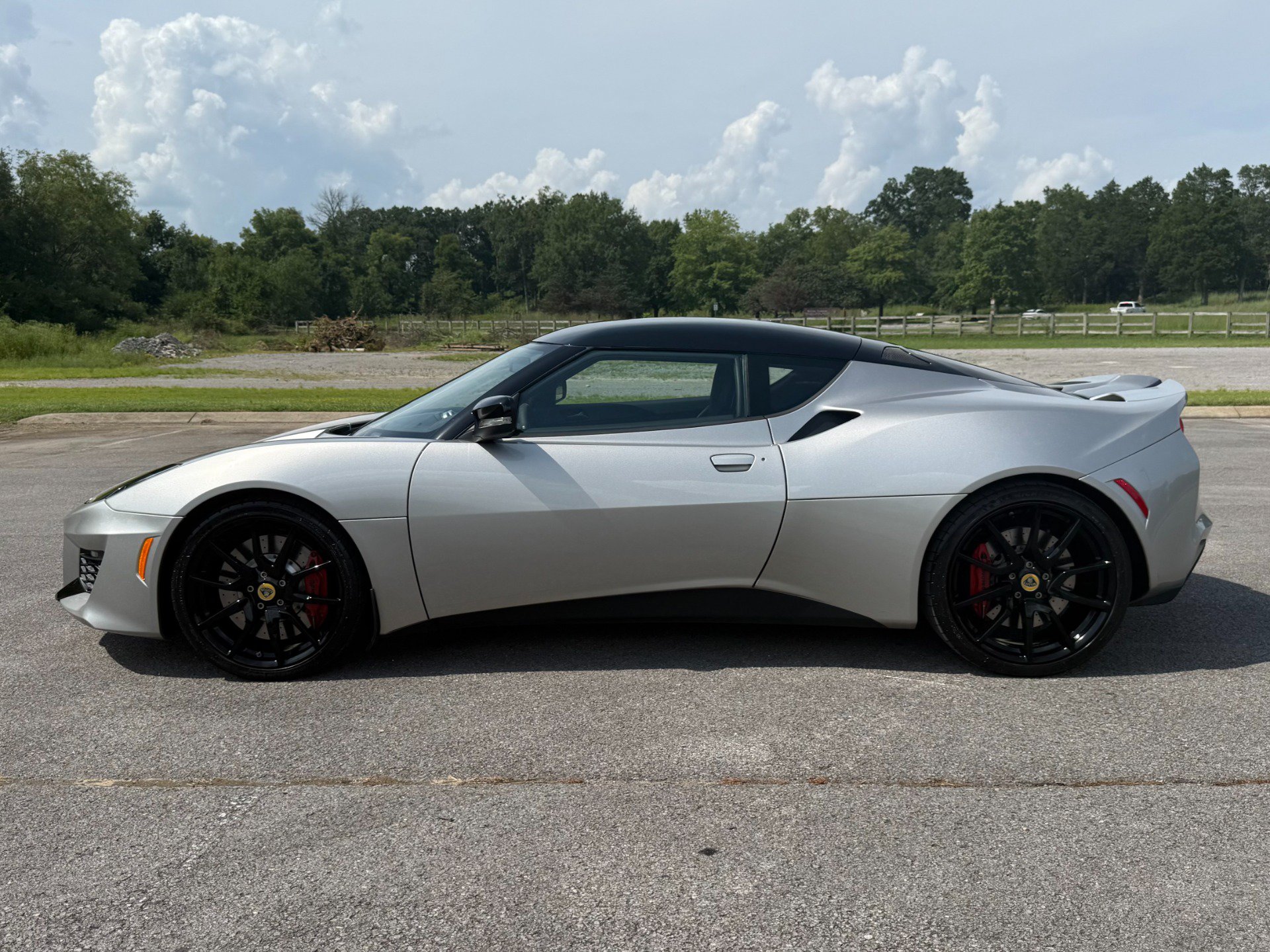 Used 2017 Lotus Evora 400 RWD image 8
