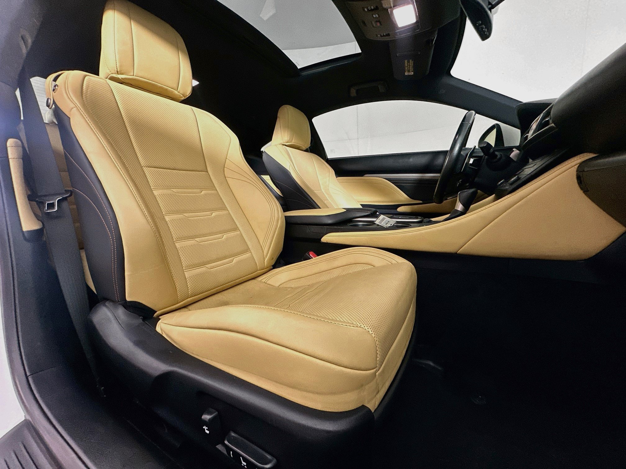 Used 2015 Lexus RC 350 w/ F Sport w/Summer Tires RWD image 30