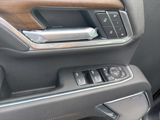 New 2026 Chevrolet Silverado 3500 High Country w/ High Country Premium Package AWD/4WD image 33