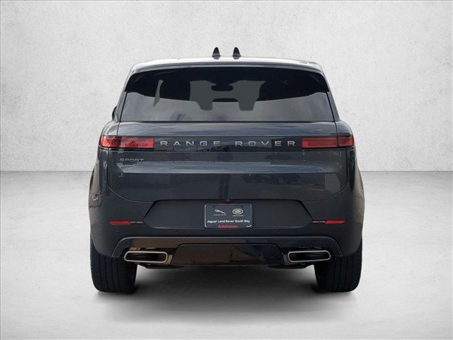 Used 2025 Land Rover Range Rover Sport SE AWD/4WD image 7
