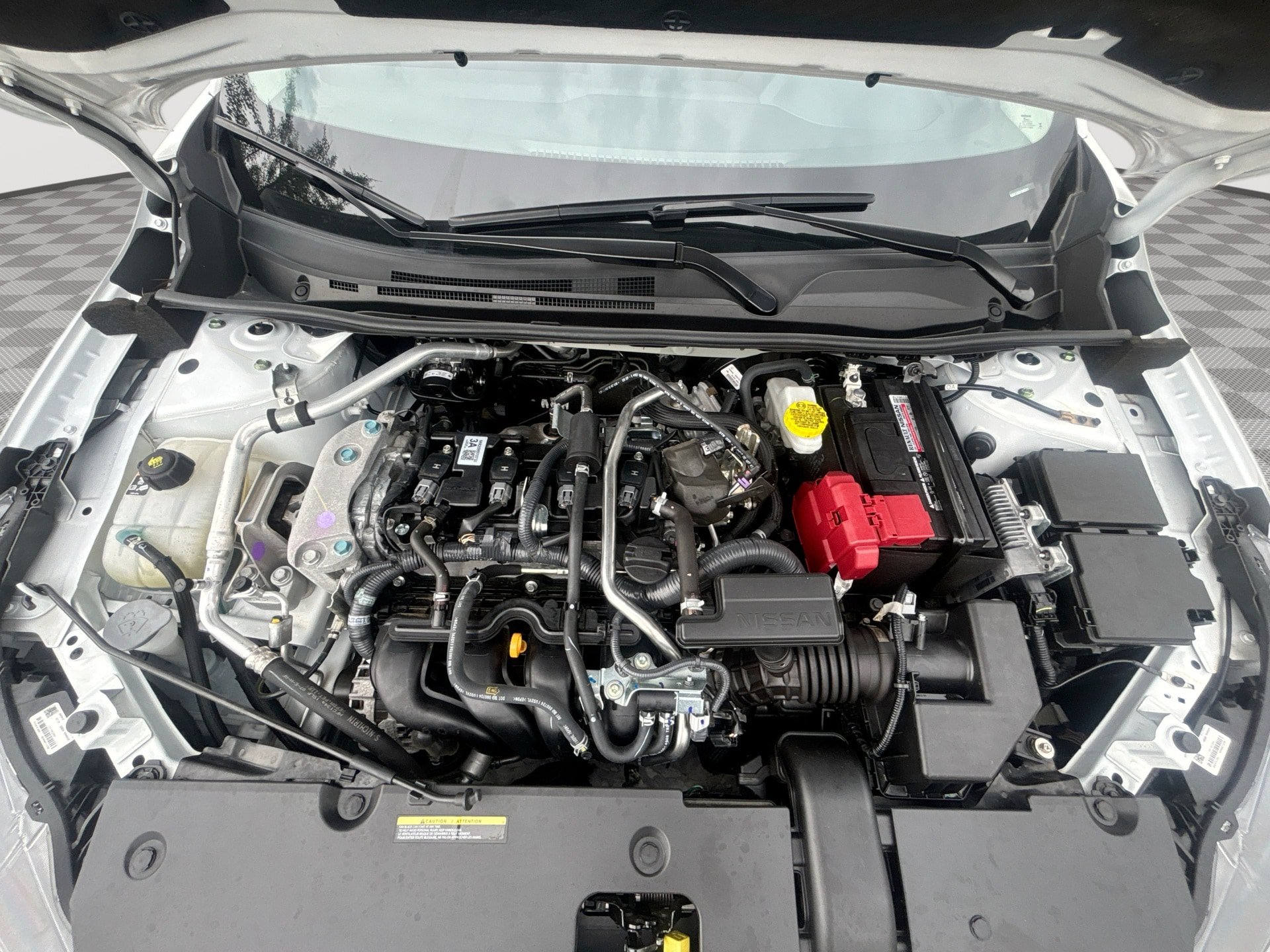 Used 2025 Nissan Sentra SV FWD image 17