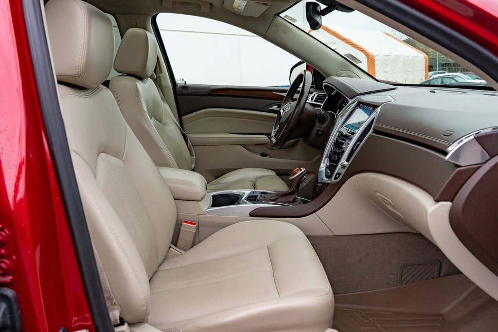 Used 2014 Cadillac SRX Luxury w/ Driver Awareness Package image 21