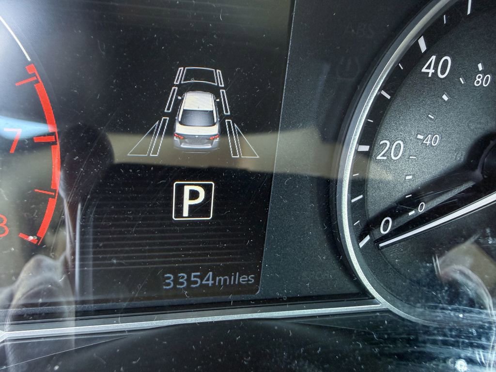 Certified 2025 Nissan Versa SV w/ Trunk Package image 21