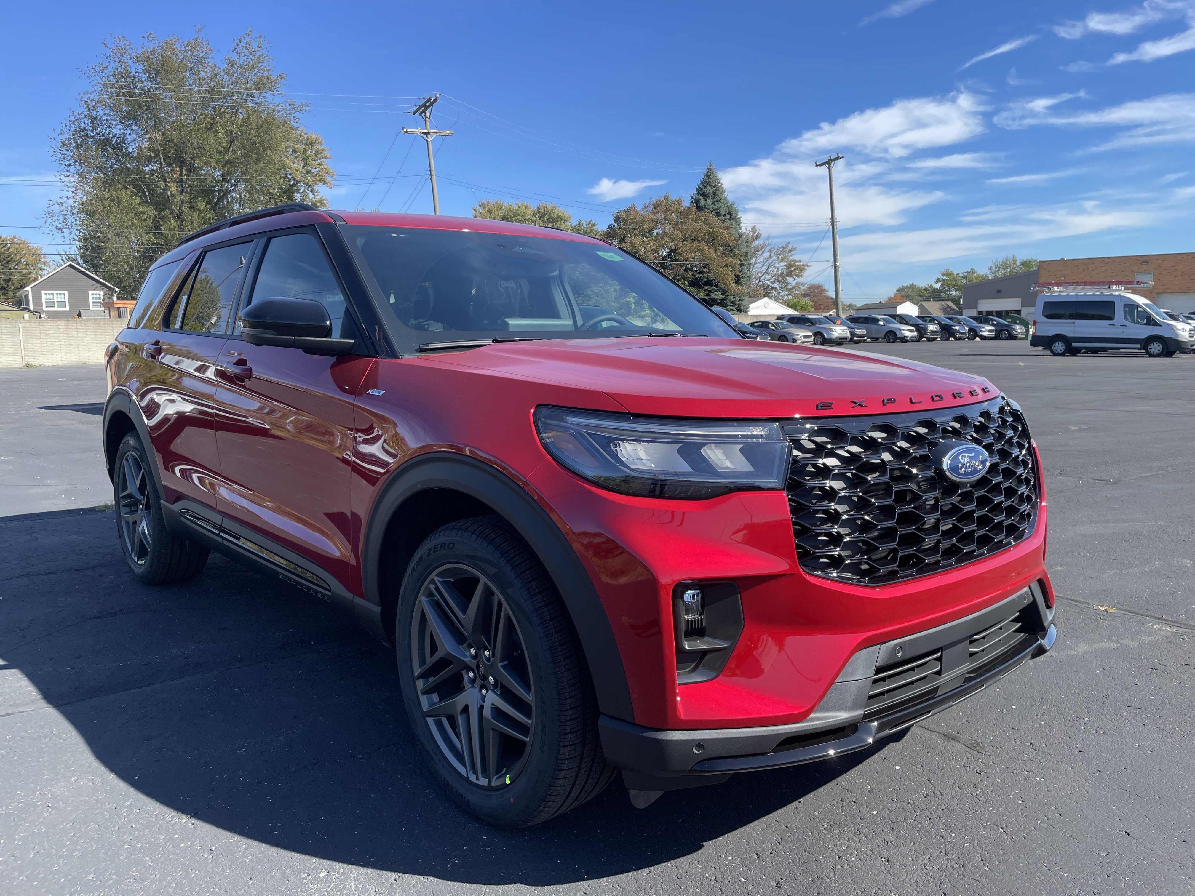 New 2026 Ford Explorer ST-Line image 2