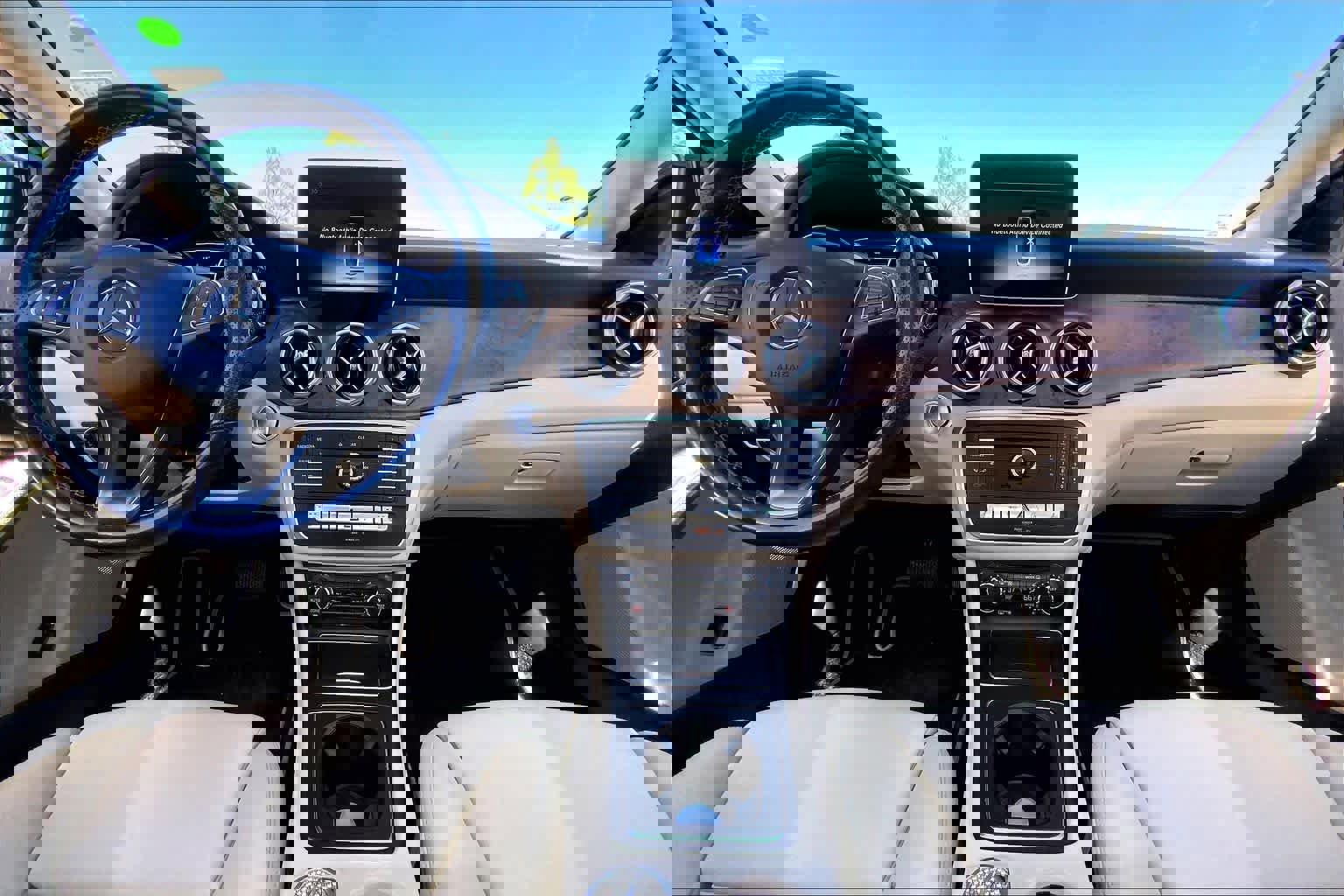 Used 2019 Mercedes-Benz GLA 250 GLA 250 image 15