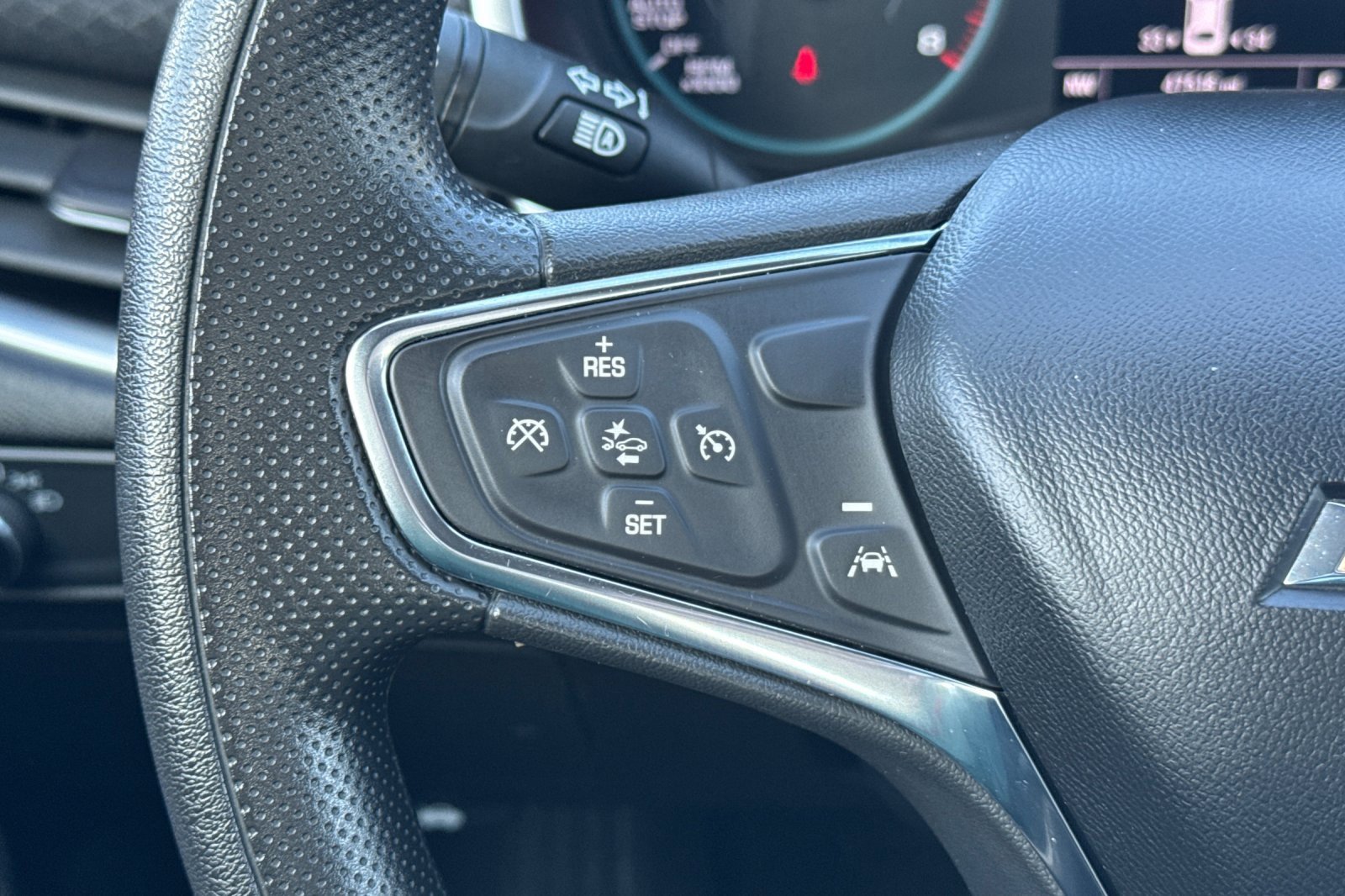 Used 2023 Chevrolet Malibu LT w/ Driver Confidence Package image 37