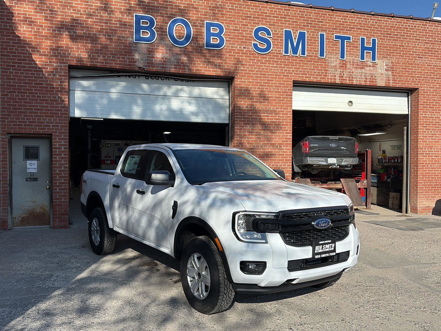 New 2025 Ford Ranger XL image 1