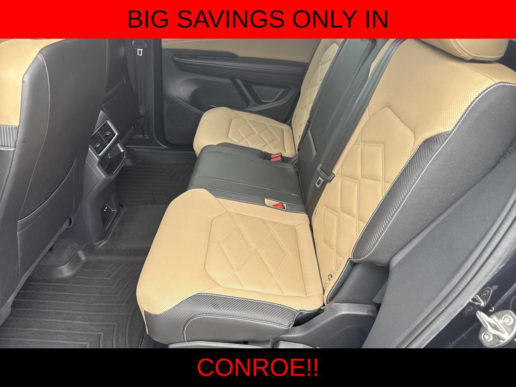 Used 2024 Volkswagen Atlas Cross Sport SE FWD image 24