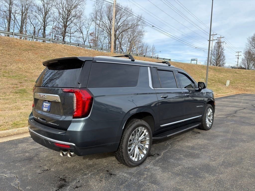 Used 2021 GMC Yukon XL Denali image 7