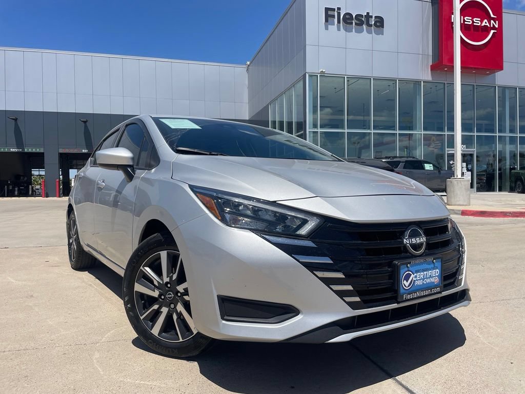 Certified 2025 Nissan Versa SV w/ Trunk Package FWD image 1