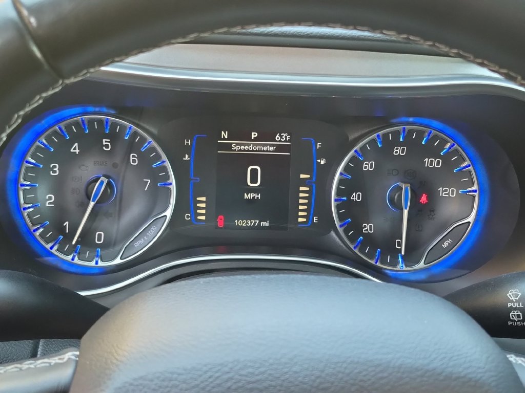 Used 2018 Chrysler Pacifica Touring Plus w/ S Appearance Package FWD image 16