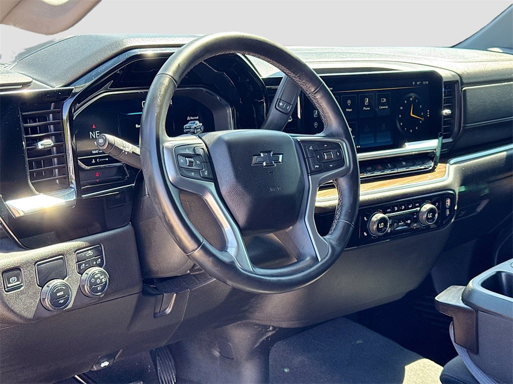 Used 2023 Chevrolet Silverado 1500 RST image 9