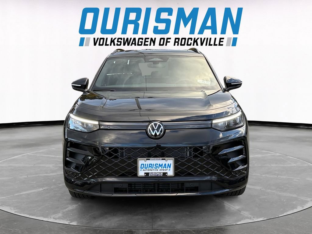 New 2026 Volkswagen Tiguan SE R-Line image 8