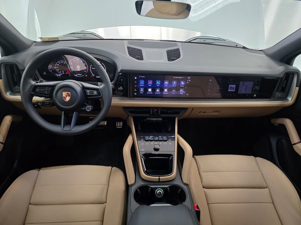 New 2026 Porsche Cayenne image 19