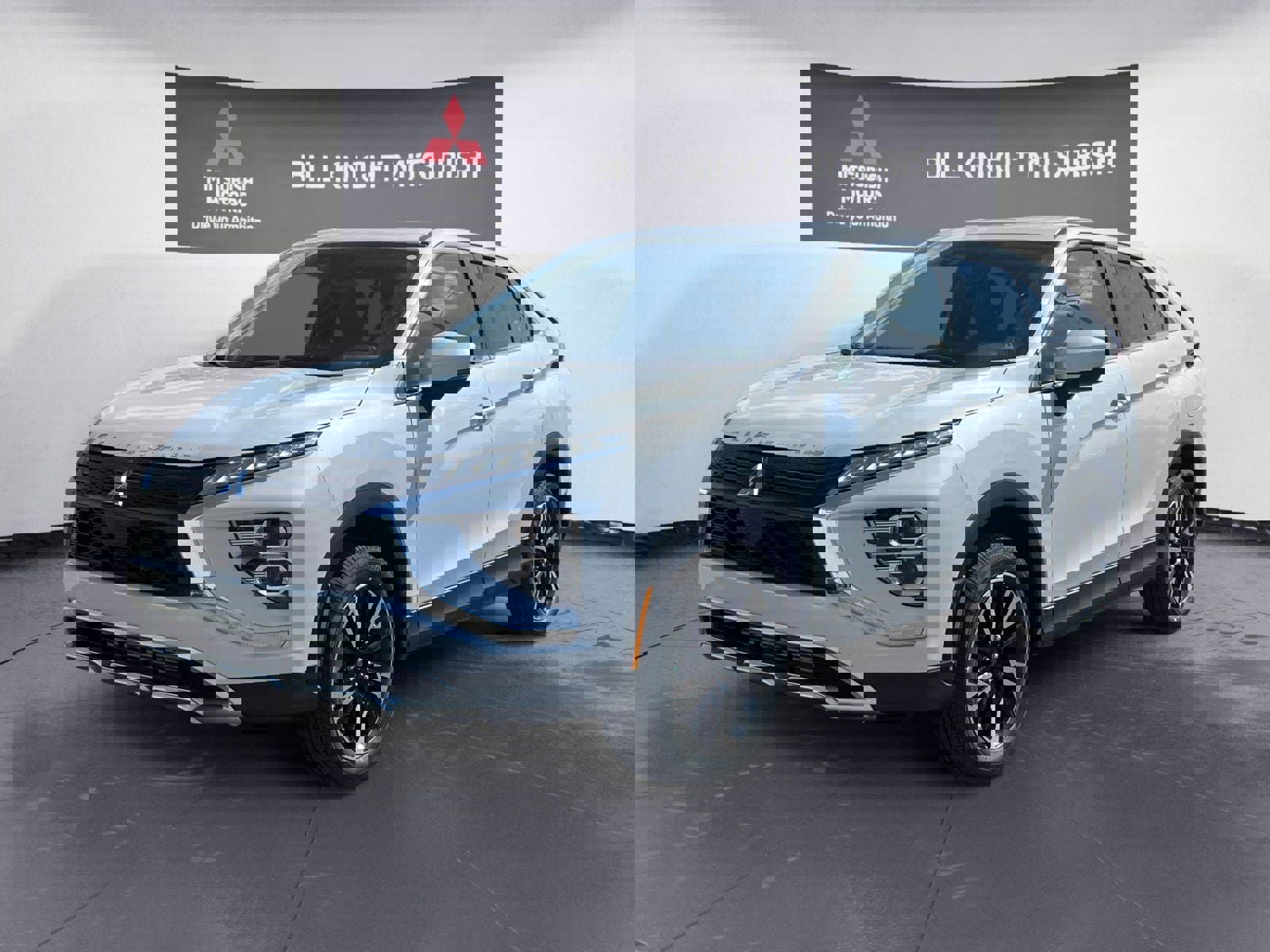 New 2025 Mitsubishi Eclipse Cross SE image 1