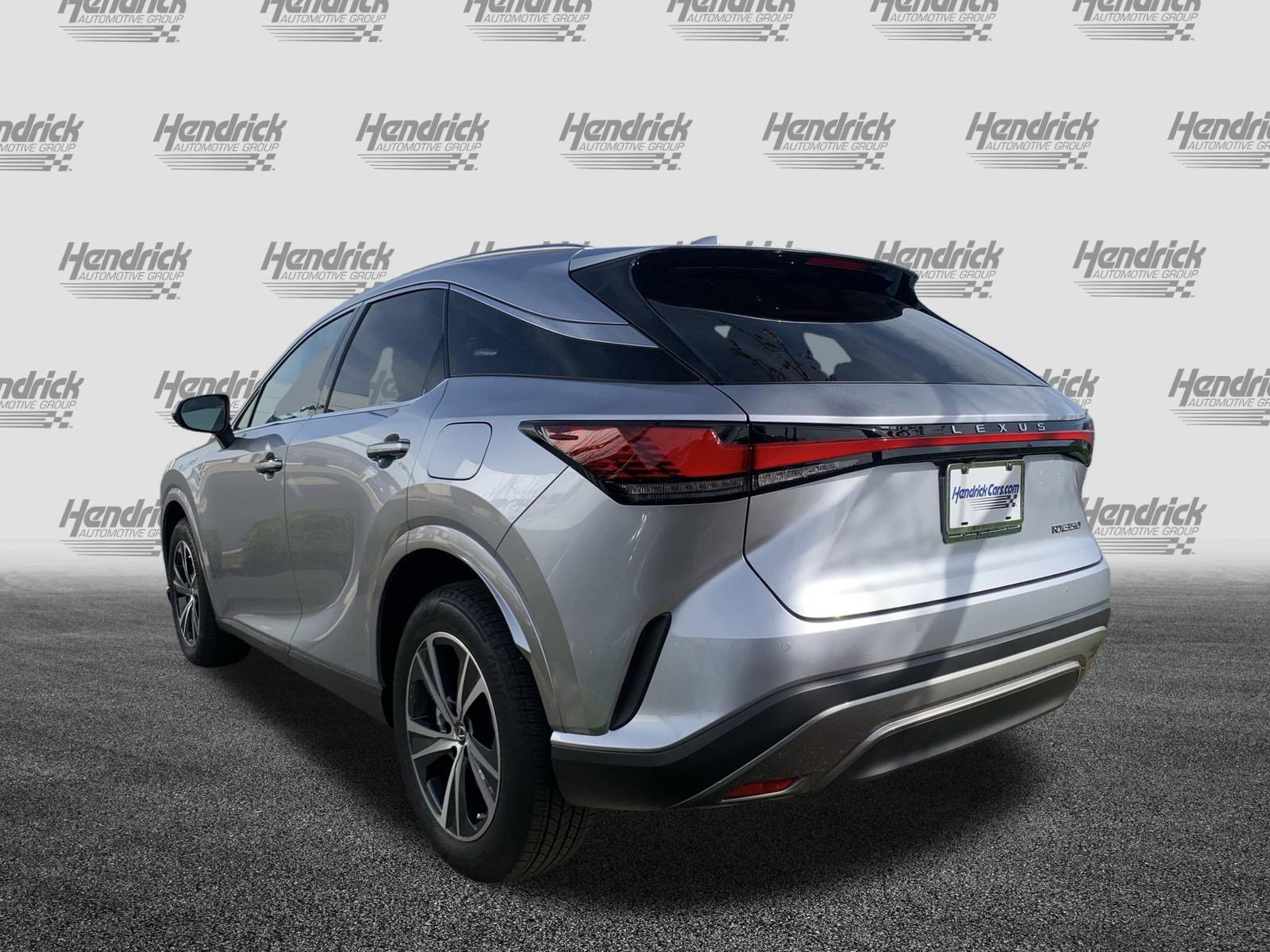 Used 2025 Lexus RX 350 Premium w/ Accessory Package (Z1) image 8