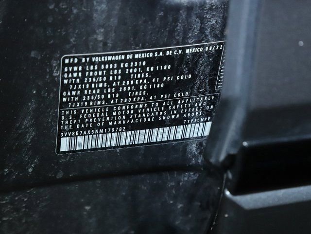 Used 2022 Volkswagen Tiguan SE R-Line image 21