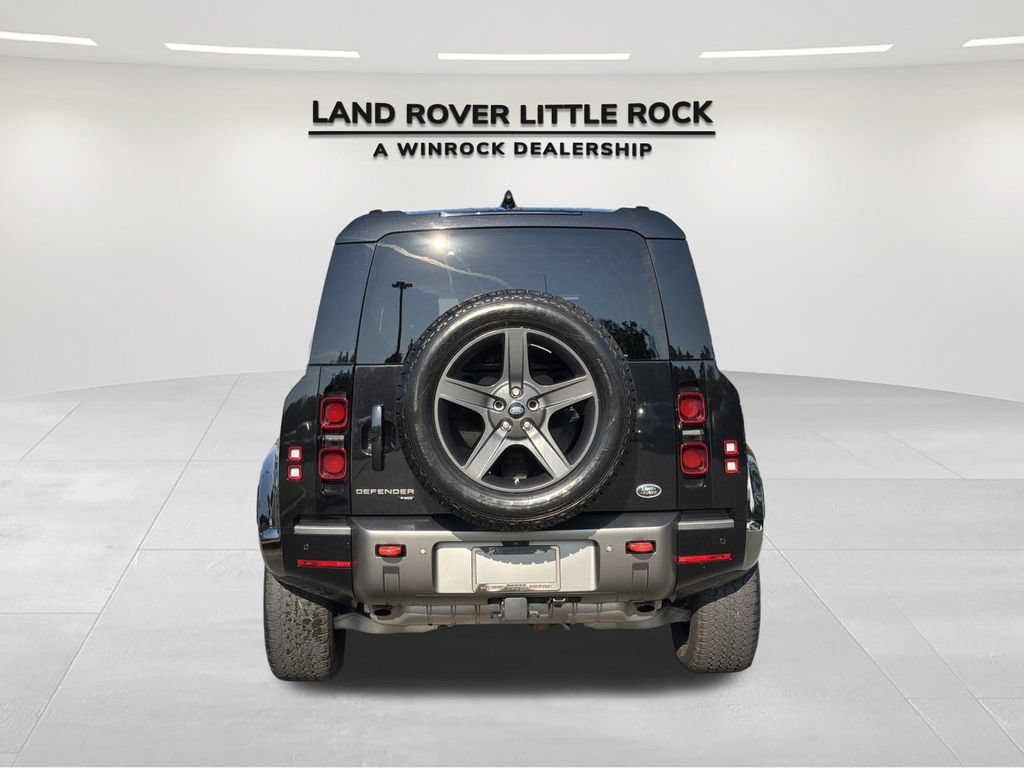 Used 2021 Land Rover Defender 110 X-Dynamic SE AWD/4WD image 7