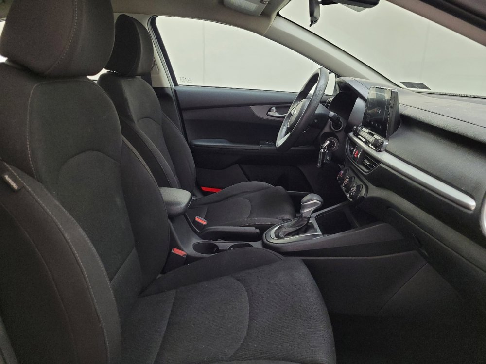 Used 2020 Kia Forte LXS FWD image 21