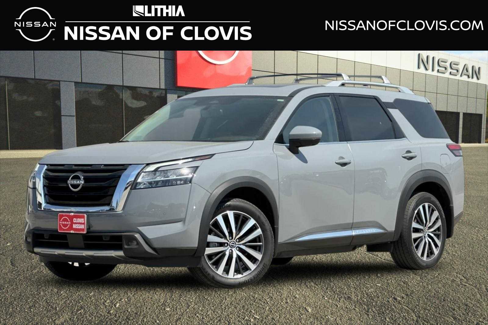 Used 2022 Nissan Pathfinder Platinum w/ Cargo Package