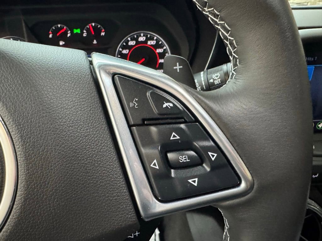 Used 2022 Chevrolet Camaro LT w/ RS Package image 18