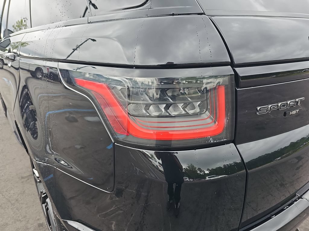 Used 2022 Land Rover Range Rover Sport HST AWD/4WD image 17