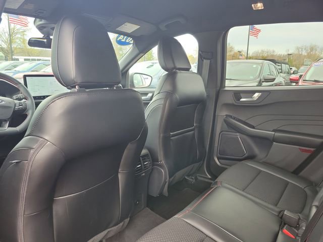 Certified 2024 Ford Escape ST-Line w/ Tech Pack #1 AWD/4WD image 25