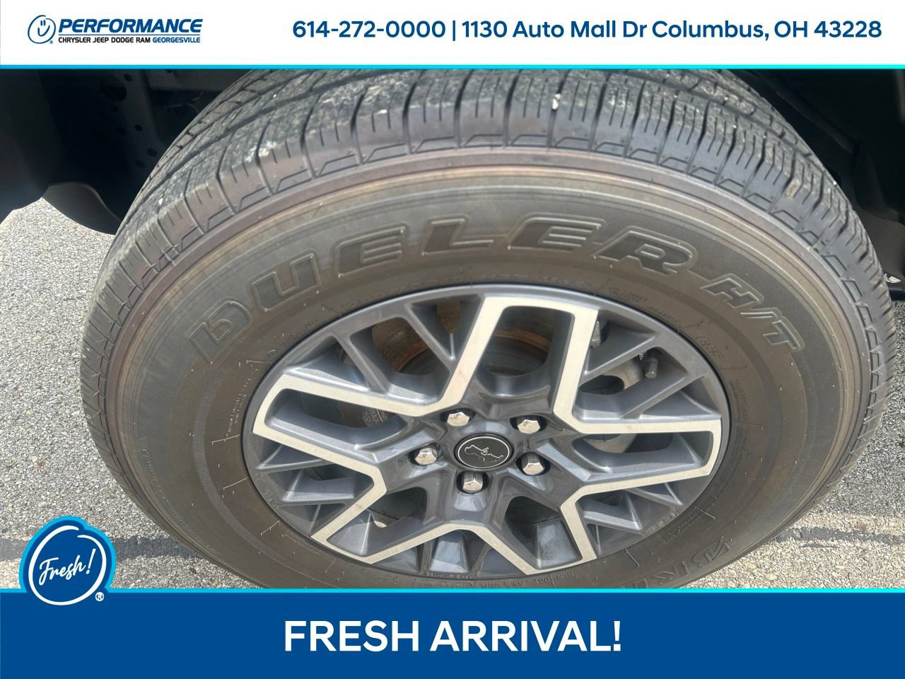 Used 2025 Jeep Wrangler Unlimited Sahara AWD/4WD image 10