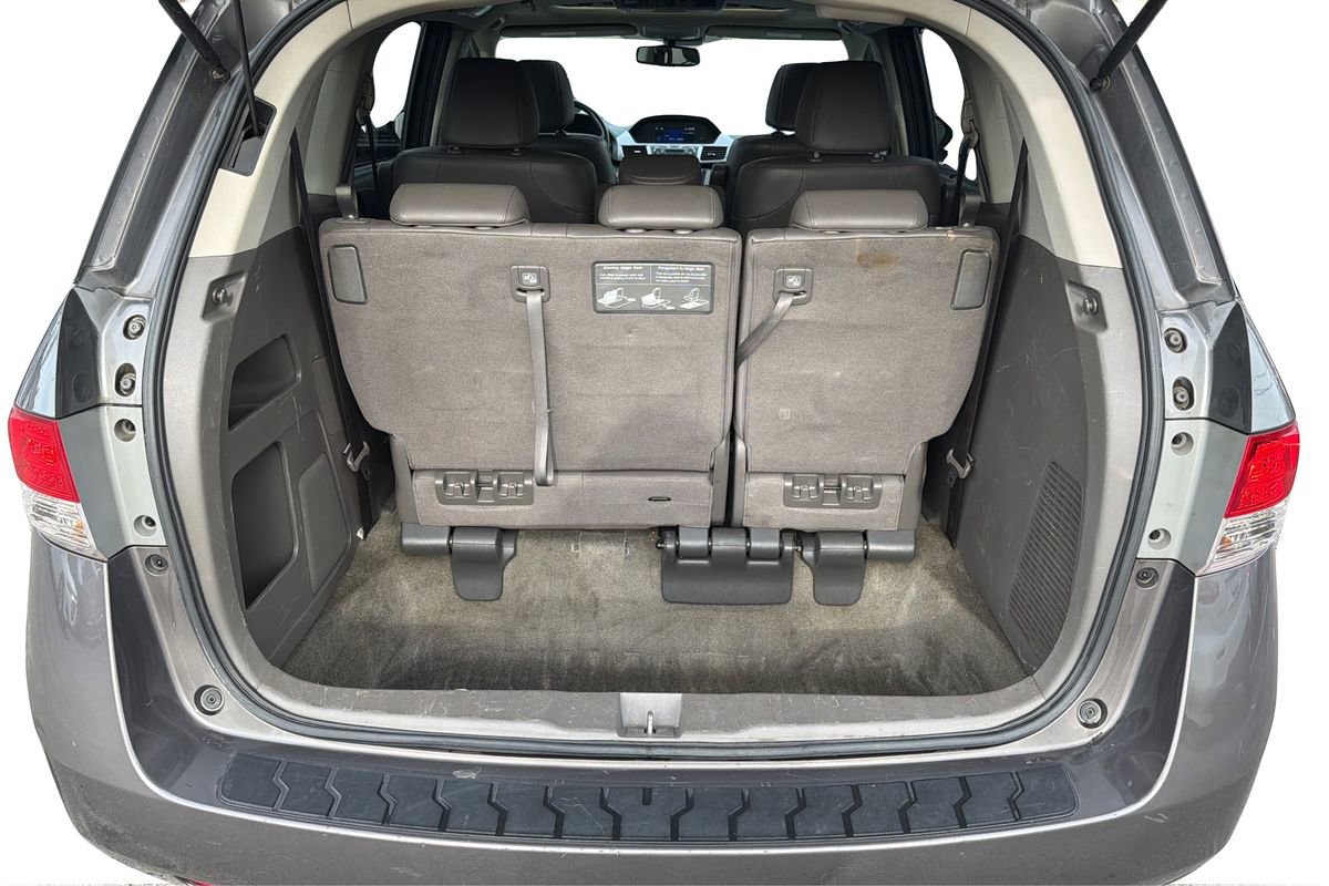 Used 2015 Honda Odyssey EX-L image 12