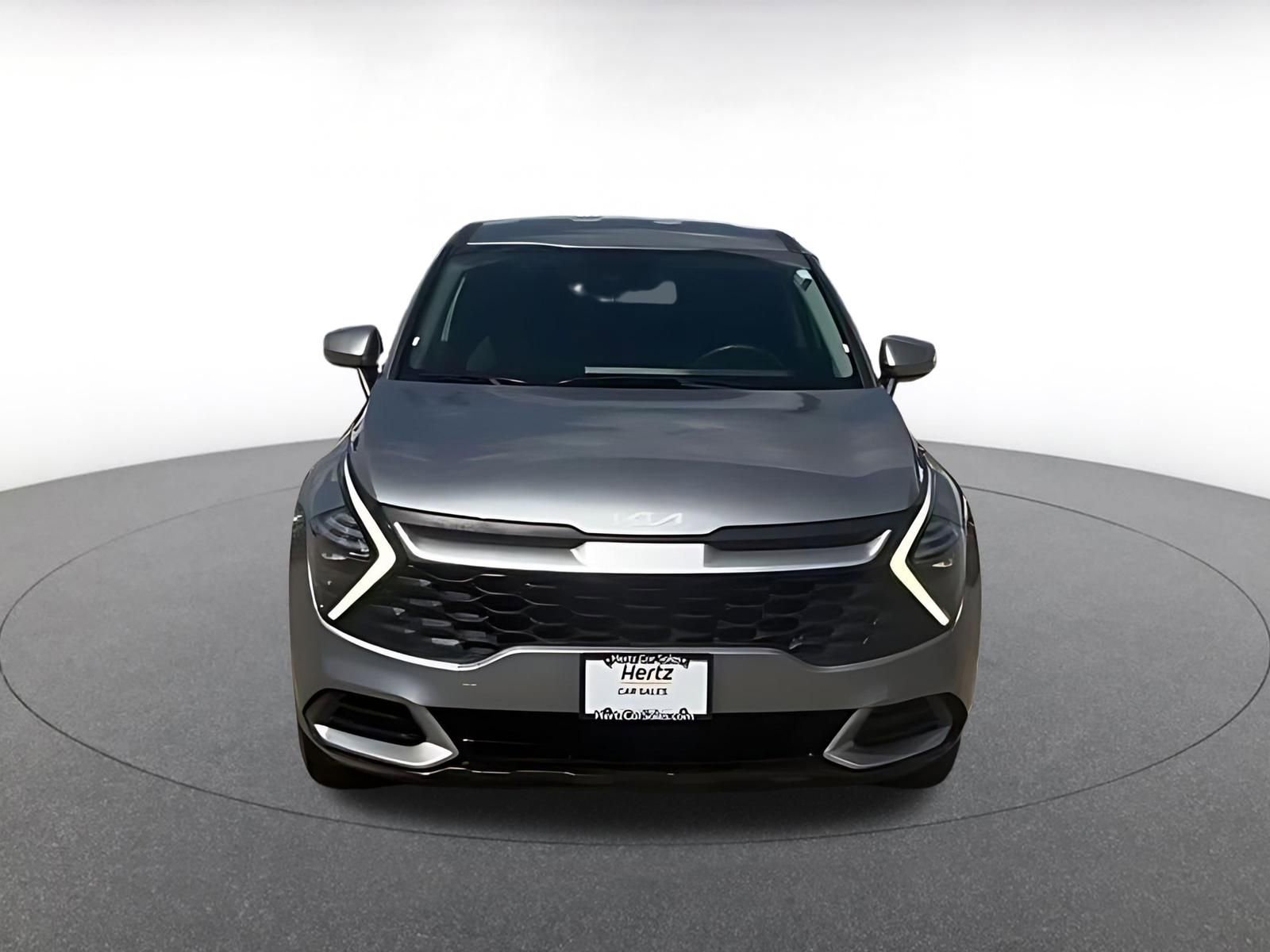 Used 2024 Kia Sportage LX image 4