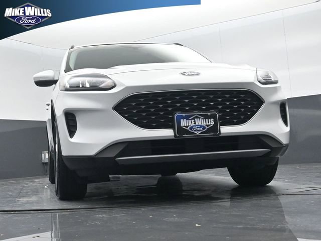 Used 2021 Ford Escape SE w/ Cold Weather Package image 18